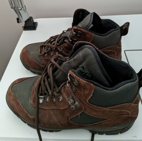 EMS Day Hiker, Brown suede Boots w green accents, Men's size 9, Original Owner - Picture 3 of 14